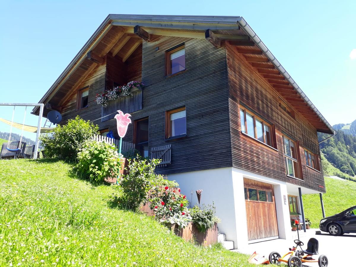 Hotel Haus Erna Schoppernau Extérieur photo